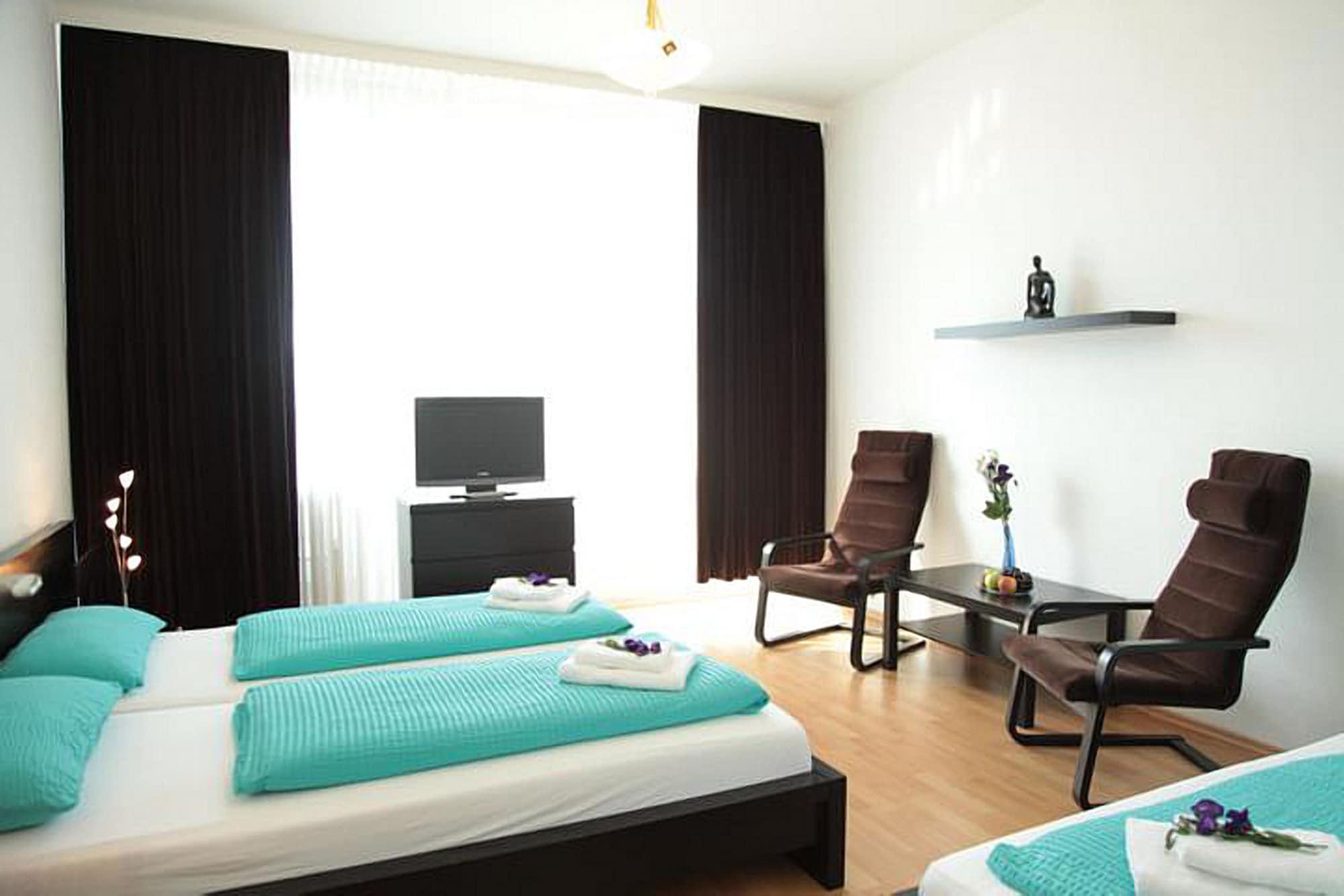 Aparthotel Vega Berlin Exterior photo