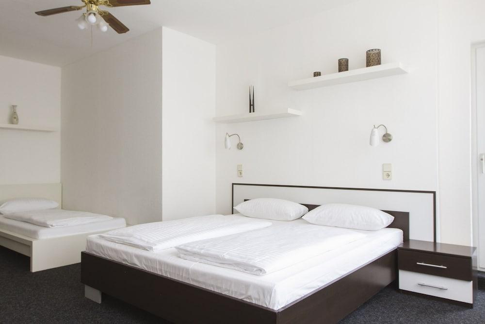 Aparthotel Vega Berlin Exterior photo